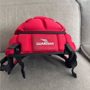 Guardian cap red